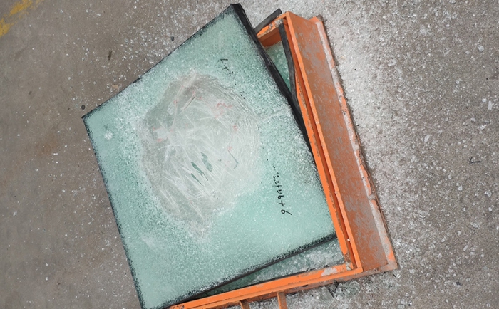 防砸玻璃如何结合防盗与防撞设计？适用于哪些重点区域